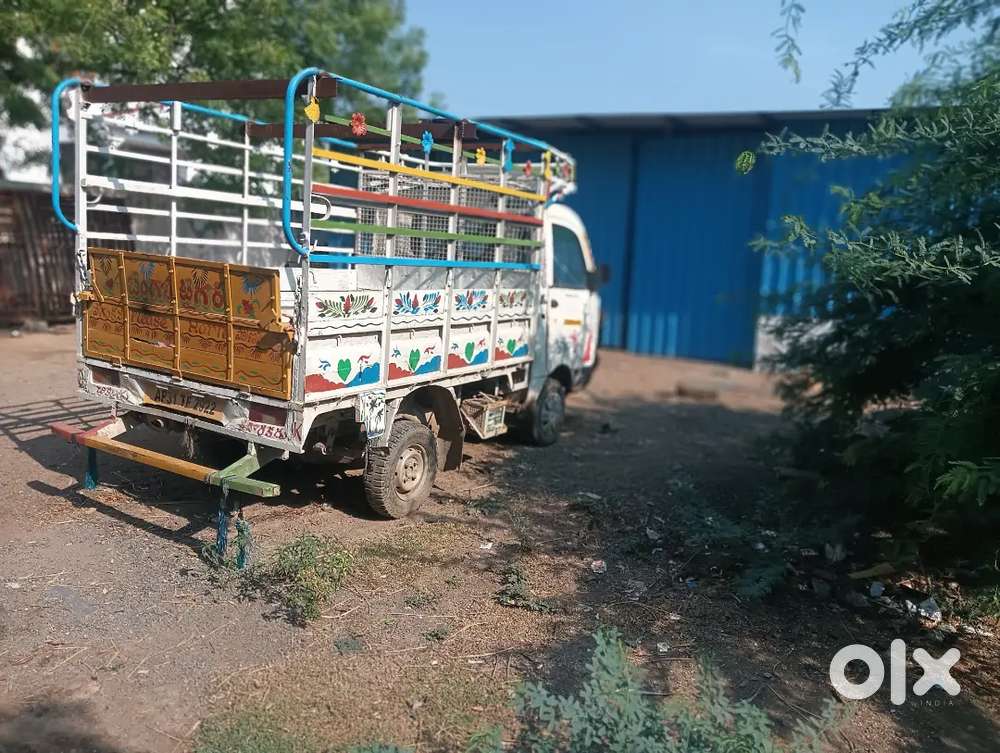 Mahindra Maxx 2016 Diesel 100000 Km Driven