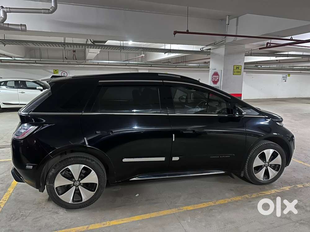 Mg Windsor Ev 2024 Km Driven For 15 Lakhs