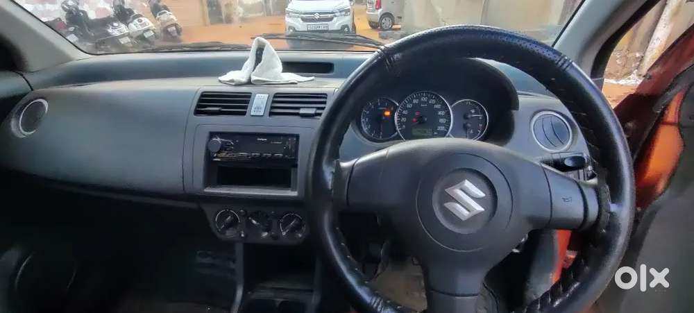 Maruti Suzuki Swift 2005 Petrol 51000 Km Driven