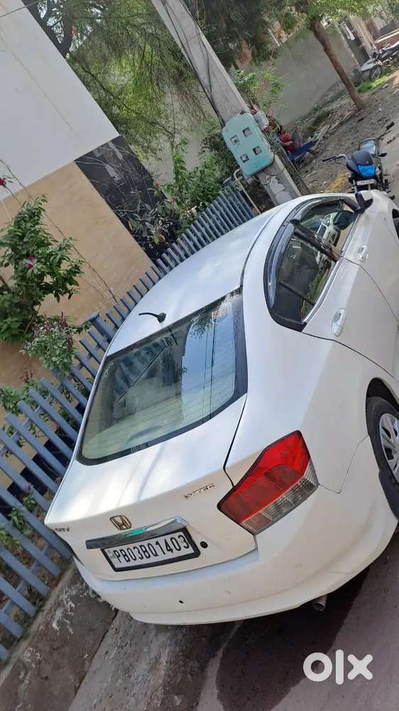 Nicely Taken Care Off