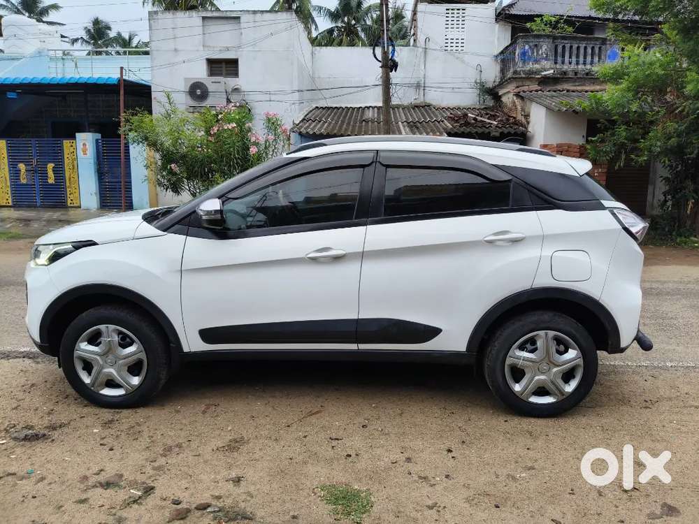 Tata Nexon 1.2 Turbo Xz Petrol 2022, Single Owner, 42000km