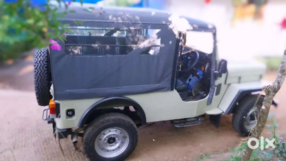 Mahindra Jeep