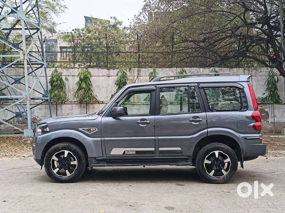 Mahindra Scorpio Classic 2.2 S 11 Mt 7 Str, 2022, Diesel