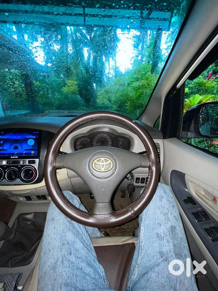Toyota Innova Diesel 2011
