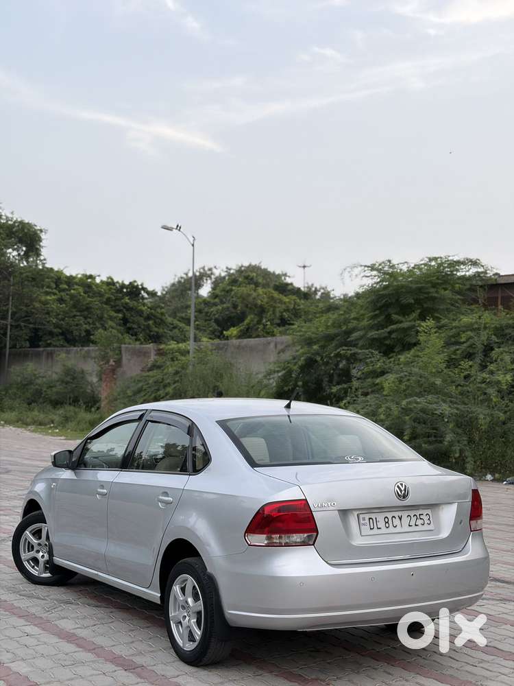 Volkswagen Vento Petrol Highline, 2014, Petrol