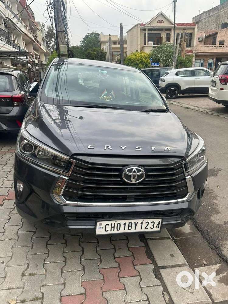 Toyota Innova Crysta 2019 Diesel 90000 Km Driven