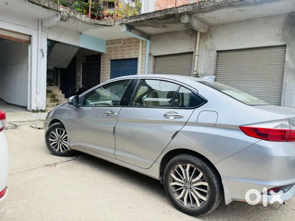 Honda City 1.5 Zx Petrol Manual 2019 Fully Top With Sunroof Push Butto