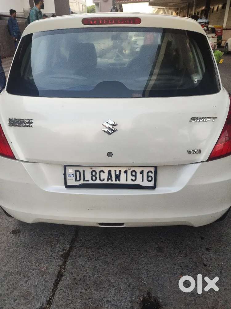Maruti Suzuki Swift 2012