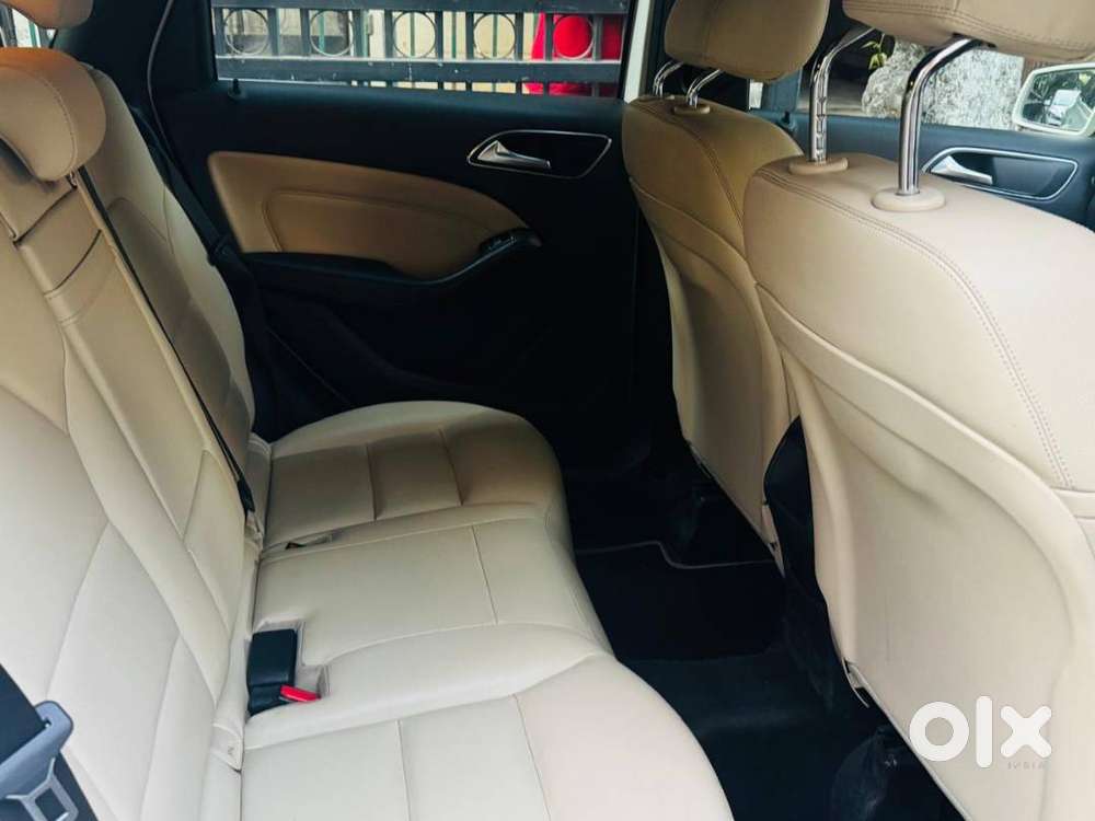 Mercedes-benz B180 1.6 Sports Cbu