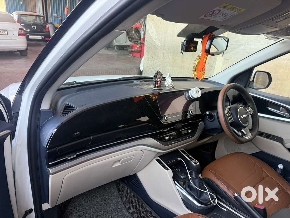 Kia Carens 2022 Diesel Well Maintained