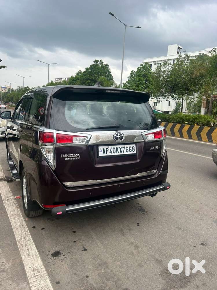 Toyota Innova Crysta 2016