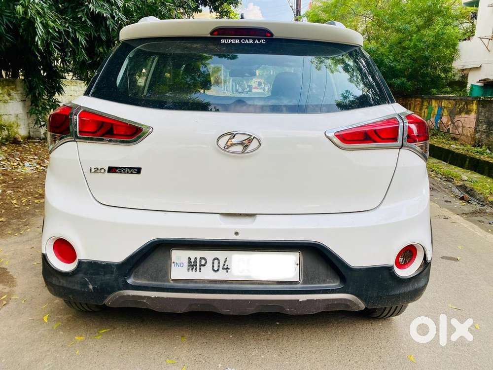 Hyundai I20 Active Sx Petrol, 2017, Cng & Hybrids