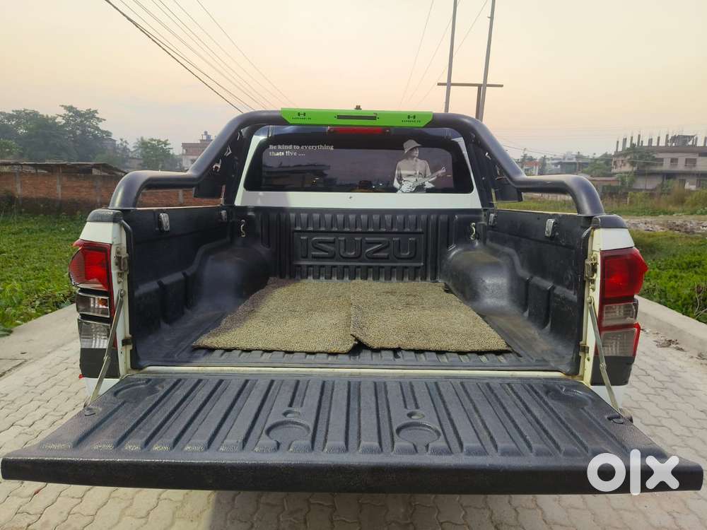 Isuzu D-max V-cross Standard, 2021, Diesel