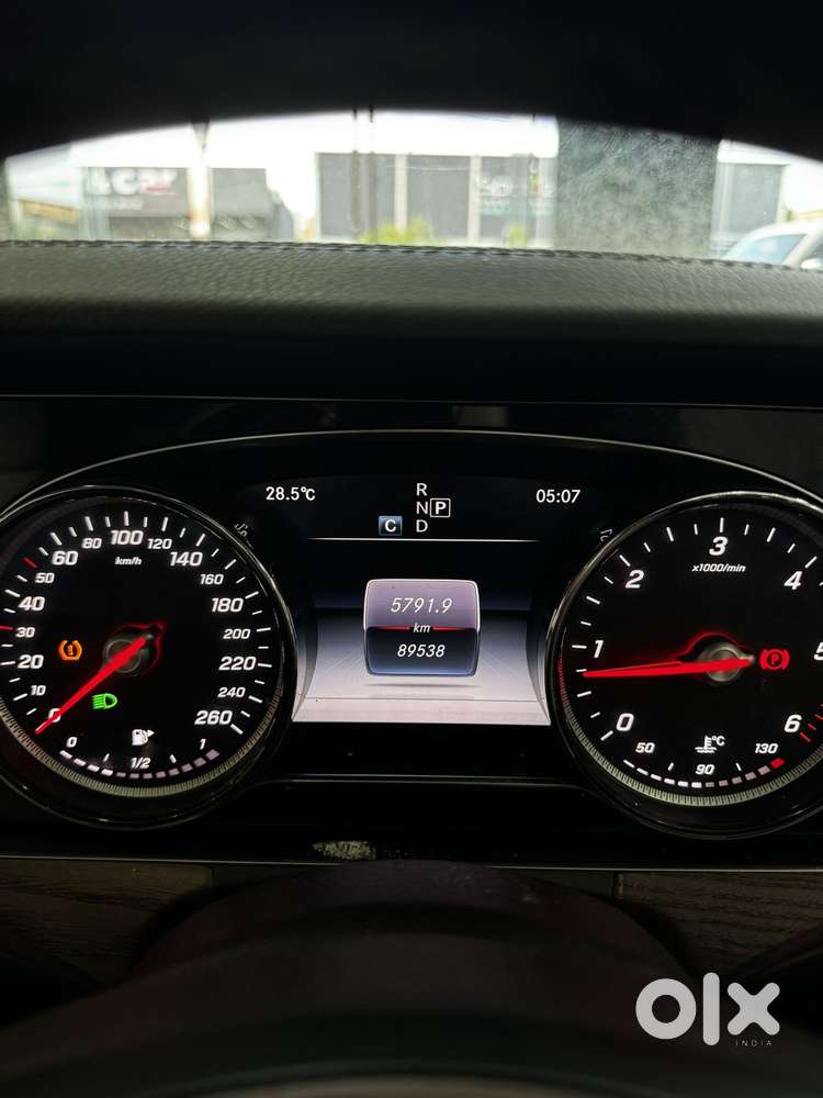 Mercedes-benz E-class E220d Lwb, 2018, Diesel