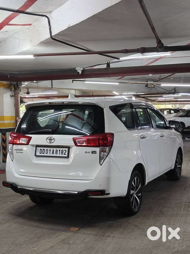 Toyota Innova Crysta [2020-ongoing] 2.4 Zx 7 Str, 2022, Diesel