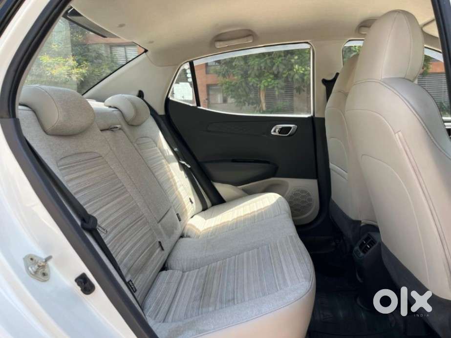 Hyundai Aura Sx Plus Crdi Automatic, 2021, Petrol