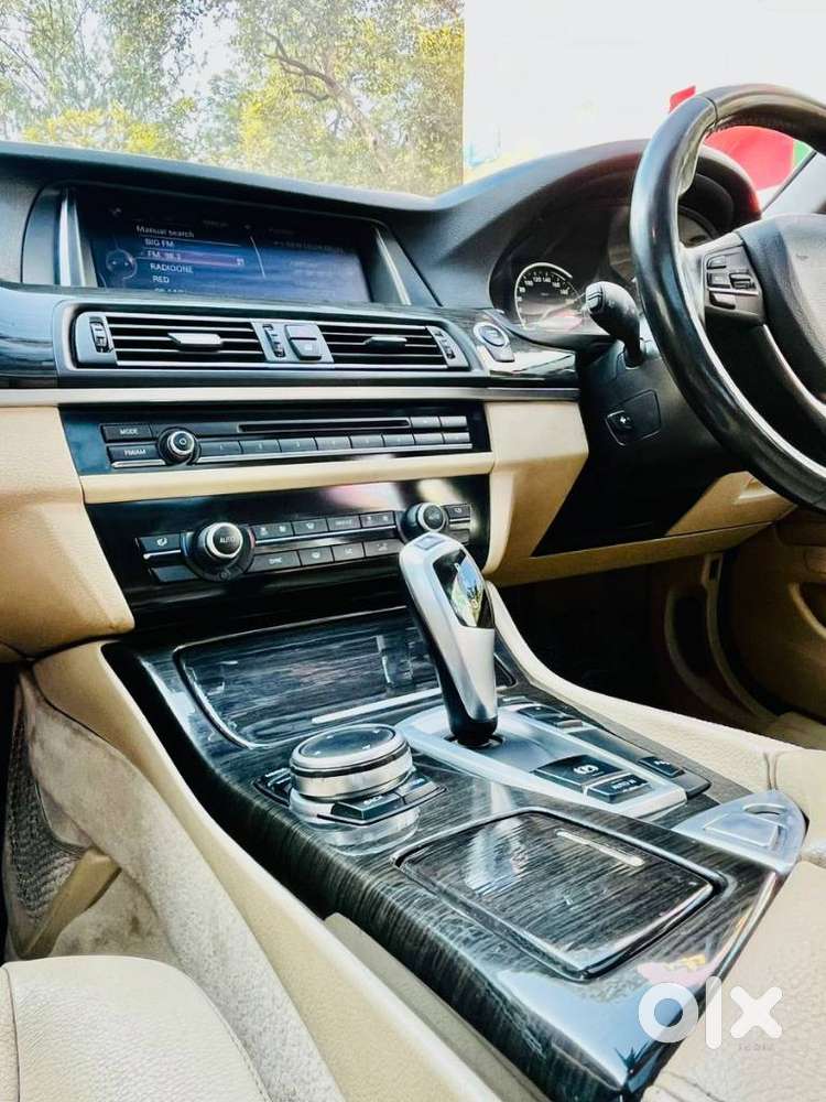 Bmw 5 Series 2.0 520i Luxury Line, 2016, Petrol