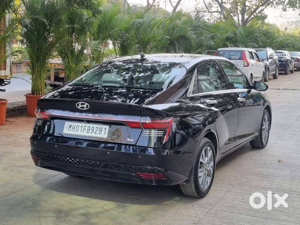 Hyundai Verna 1.5 Sx Ivt, 2023, Petrol
