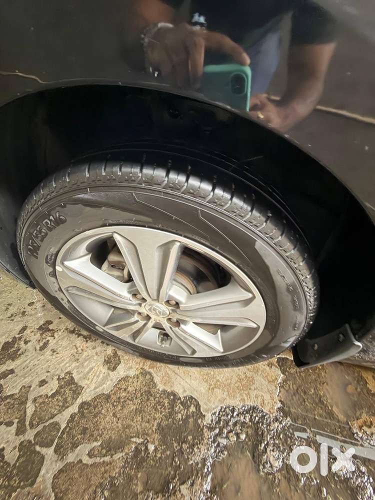 Verna 1.6 Vtvt Black Beauty