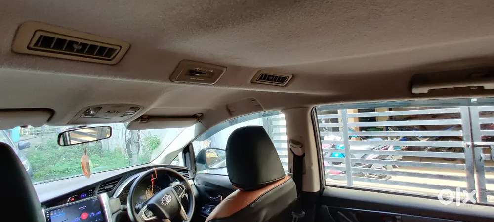 Toyota Innova Crysta 2017