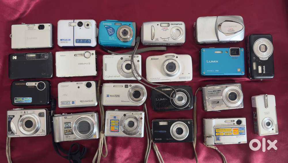 Y2k Digicam Lot for sale! - &mdash; UNTETSTED / SOLD AS-IS.