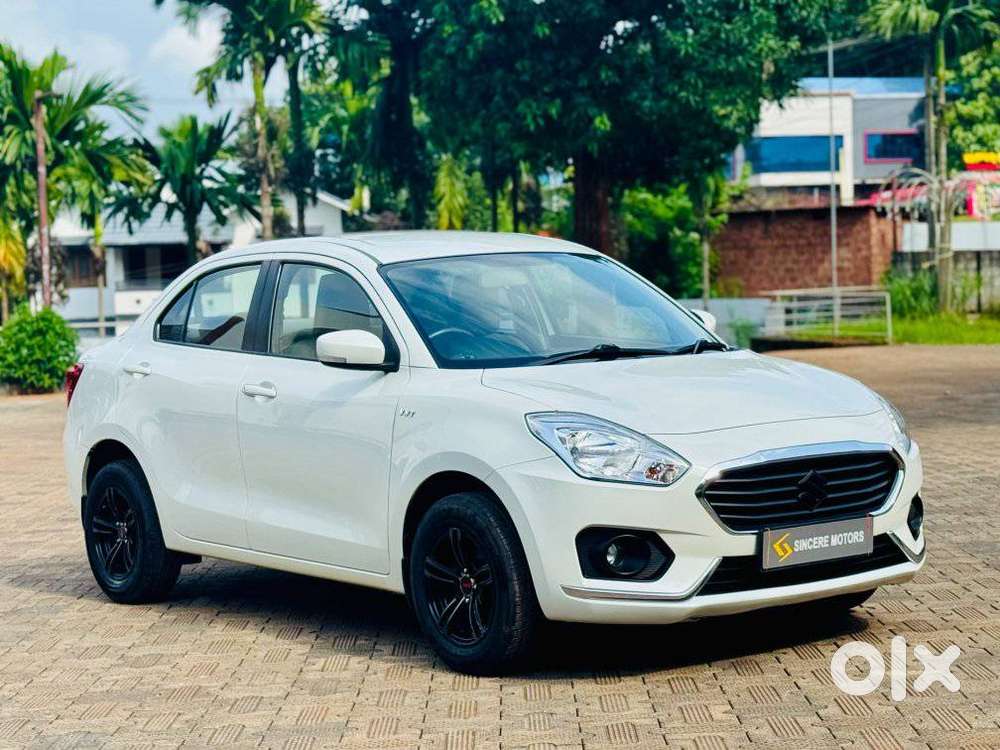 Maruti Suzuki Dzire 1.2 Vxi, 2017, Petrol