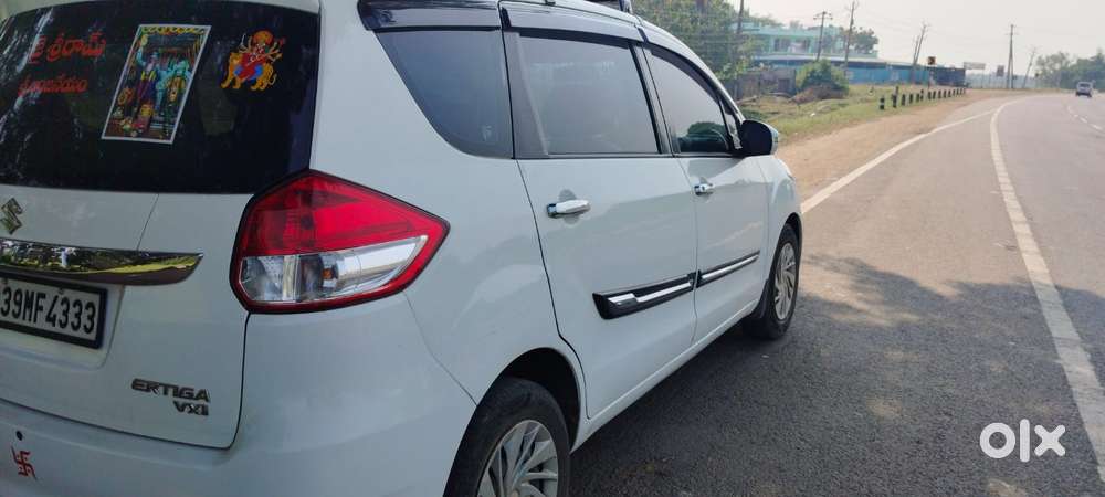 Maruti Suzuki Ertiga Vxi Cng, 2016, Cng & Hybrids
