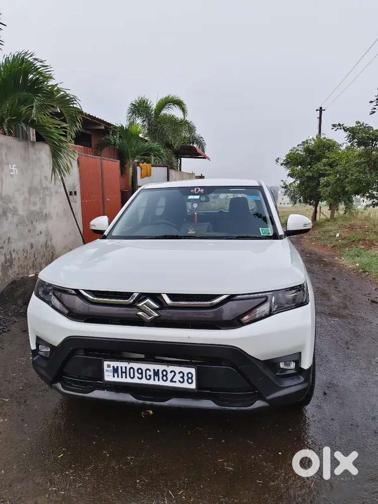 Maruti Suzuki Brezza Lxi 2024