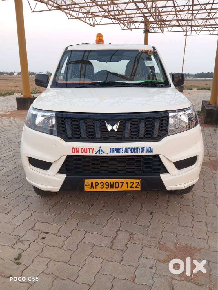 2025 Bolero N4 Life Tax   Taxi Board