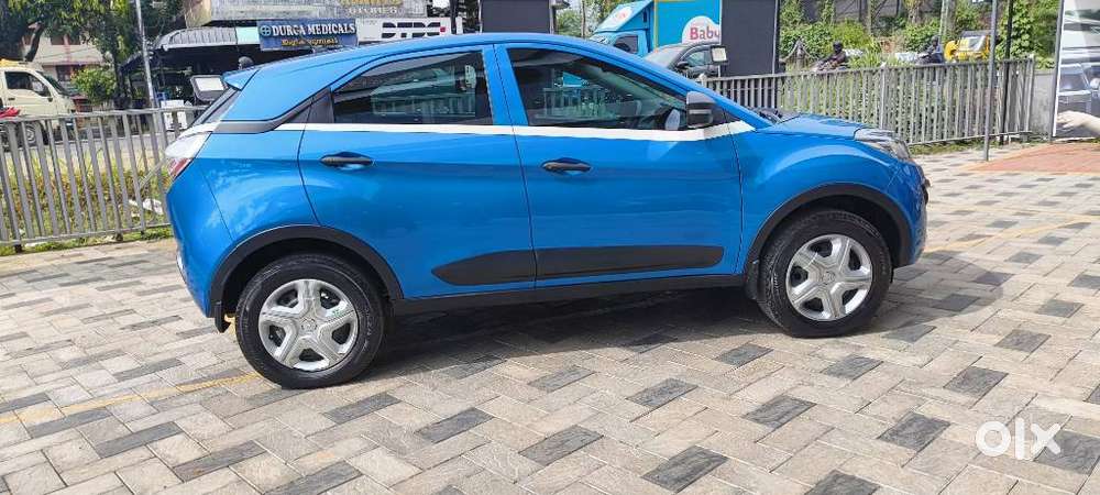 Tata Nexon 1.2 Revotron Xma Amt, 2018, Petrol
