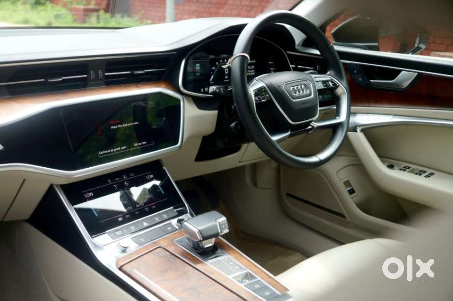 Audi A6 Technology 45 Tfsi W/o Matrix, 2023, Petrol