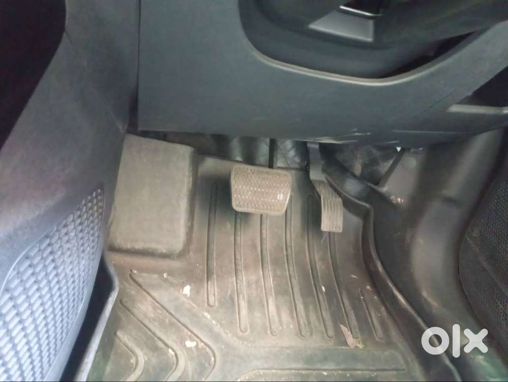 Tata Nexon Pure Plus Automatic 2025