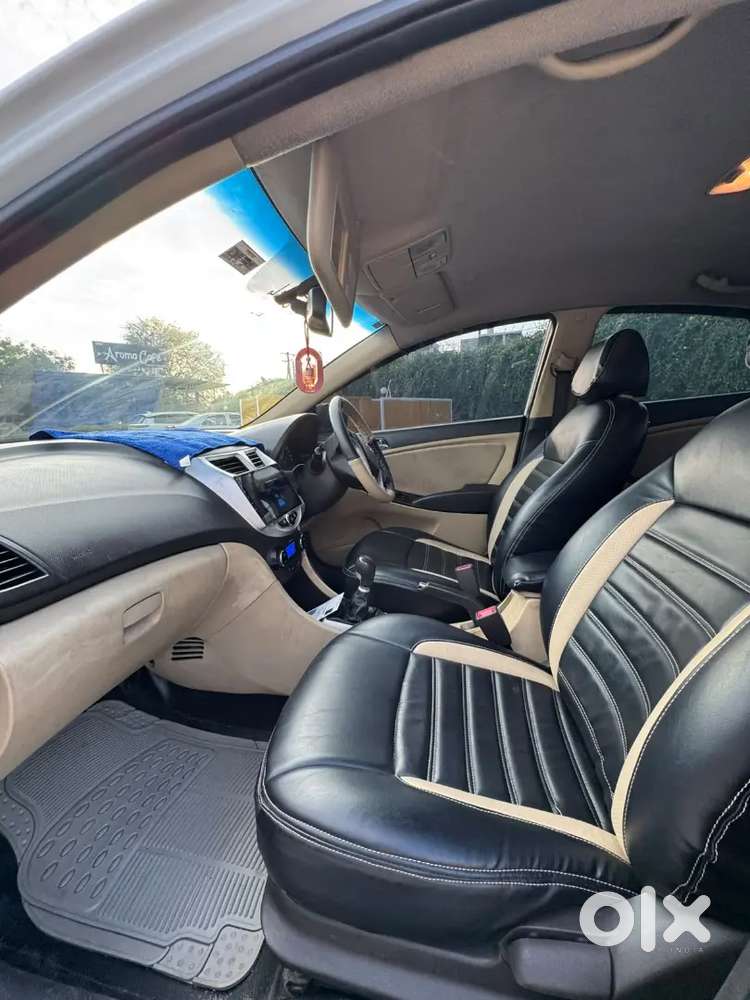 Hyundai Verna Fluidic 1.6 2011