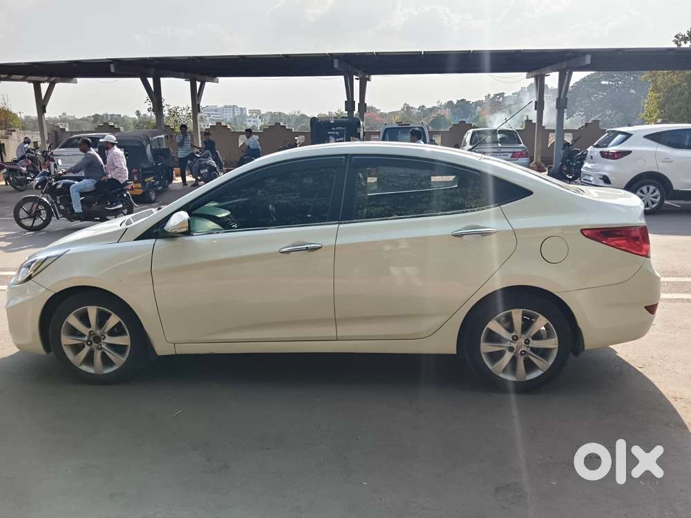 Hyundai Verna Fluidic 1.6 Crdi Sx Opt, 2013, Diesel