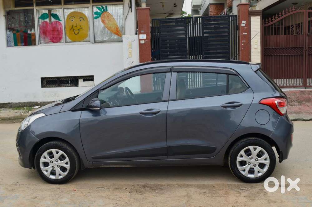 Hyundai Grand I10 2013-2016 Sportz, 2015, Petrol