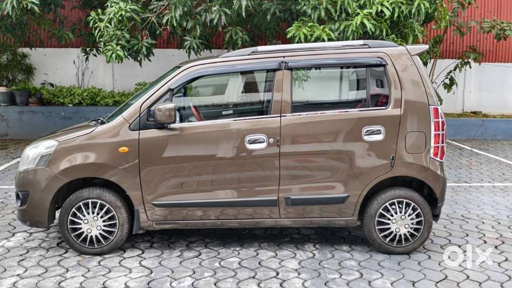 Maruti Suzuki Wagon R Amt Vxi, 2016, Petrol