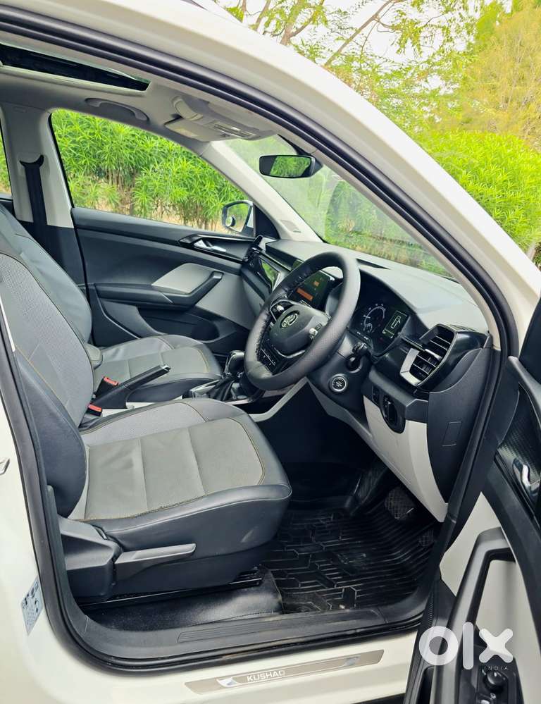 Skoda Kushaq 1.0 Tsi Style, 2022, Petrol