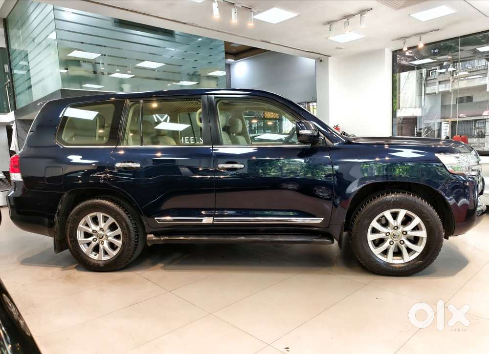 Toyota Land Cruiser [2015-2020] 4.5 Vx Lc 200, 2019, Diesel