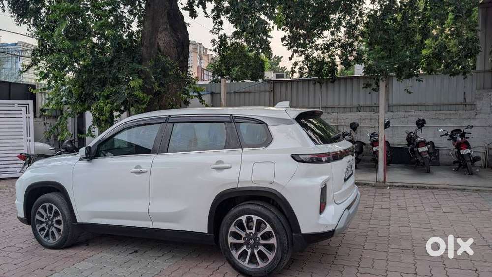 Maruti Suzuki Grand Vitara 1.5 Zeta Smart Hybrid At, 2022, Petrol