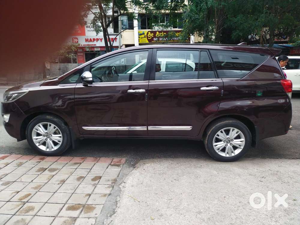 Toyota Innova Crysta [ ] 2.4 Zx At 7 Str, 2016, Diesel