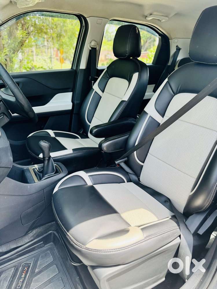 Tata Punch Accomplished, 2024, Petrol