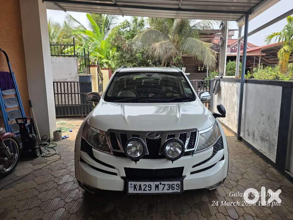 Mahindra Xuv500 Diesel 2012 W8 Topend
