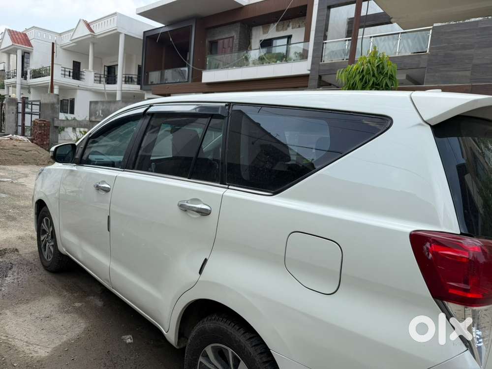 Toyota Innova Crysta 2021