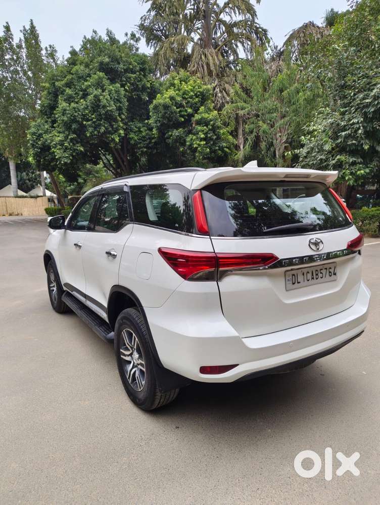Toyota Fortuner 2019 Diesel 118000 Km Driven