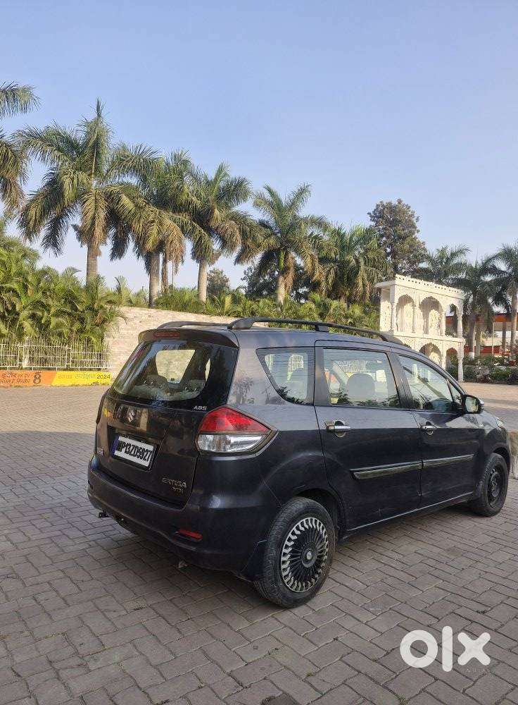 Maruti Suzuki Ertiga Vdi Shvs, 2013, Diesel
