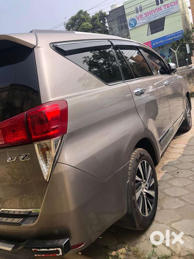 Toyota Innova Crysta [2020-ongoing] 2.4 Zx At 7 Str, 2022, Petrol