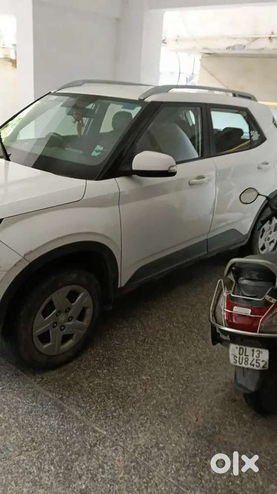 Hyundai Venue Plus Mt 2021