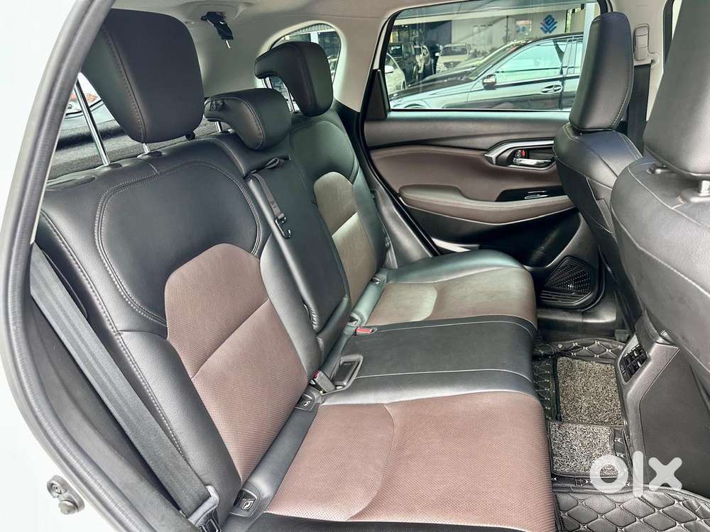 Toyota Urban Cruiser Hyryder 1.5 V Hybrid, 2023, Petrol