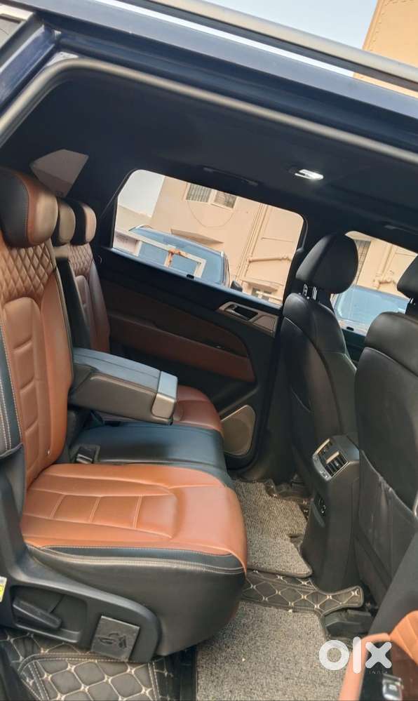 Mahindra Alturas G4 4x2 At, 2022, Diesel