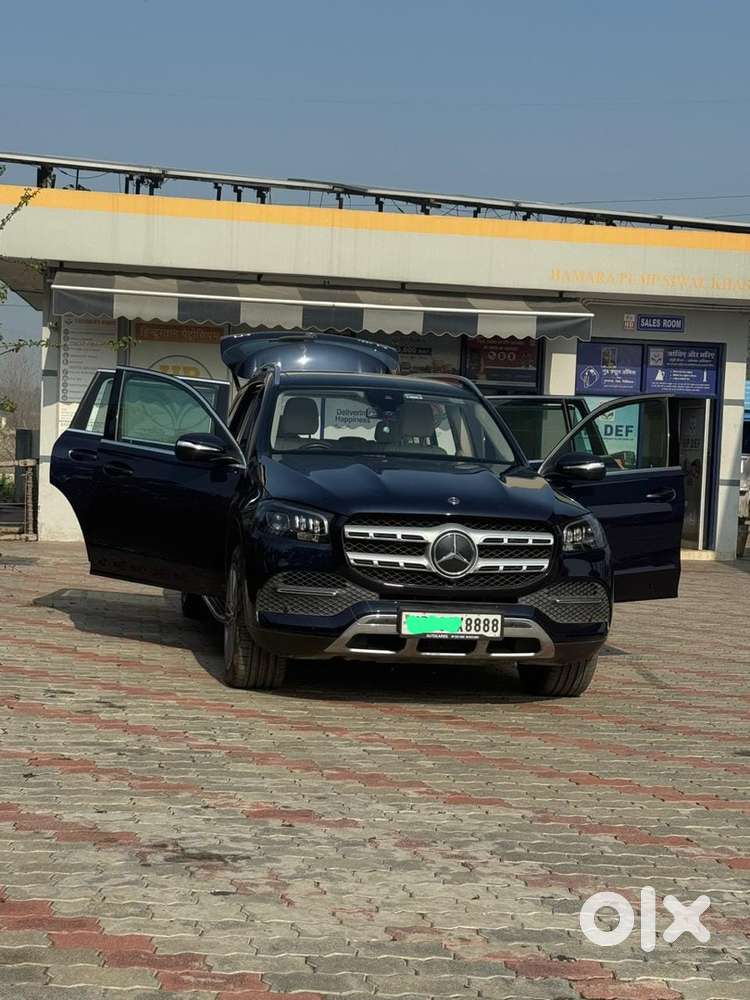 Mercedes Gls 400d 2021  Navy Blue  Excellent Condition  Luxury Suv